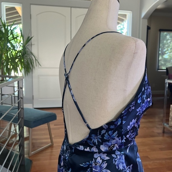 Majorelle Haylee Midi Dress in Rainwater Blue - Picture 7 of 14